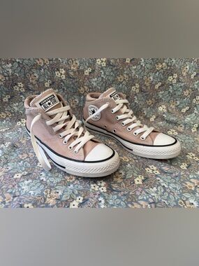 Converse Chuck Taylor All Star Mid-Top Sneakers